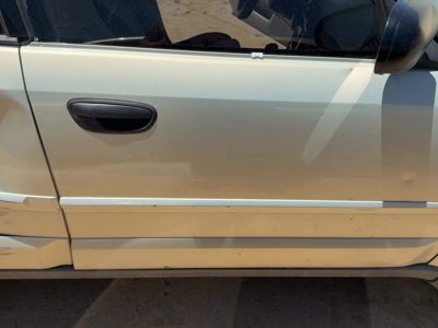 2006 Subaru Legacy Front Door RH Gold 9J