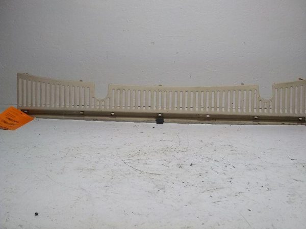 1985 Jeep Grand Wagoneer Windshield Wiper Cowl Trim Molding OEM Cover — photo 1