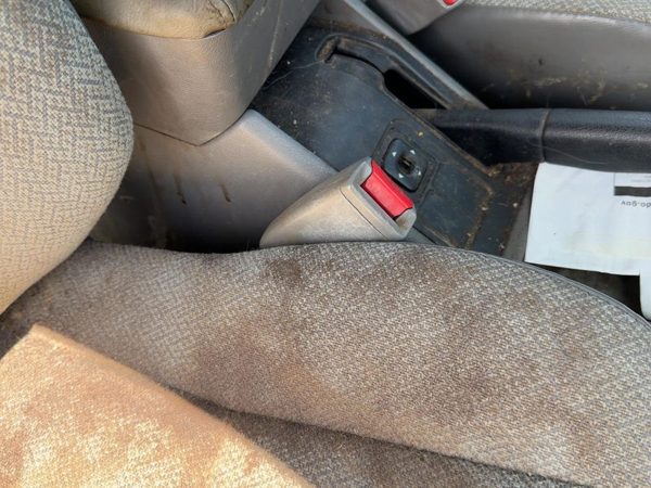 1995 Isuzu Rodeo Passenger Right Front Seat Belt Buckle Receiver Oem Gray 160 — photo 3