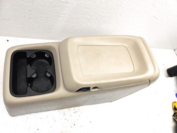 2000-2002 Chevy Suburban Center Console Complete Floor Console Oem Tan 52I — photo 12