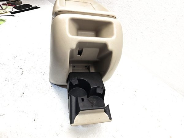 2000-2002 Chevy Suburban Center Console Complete Floor Console Oem Tan 52I — photo 15