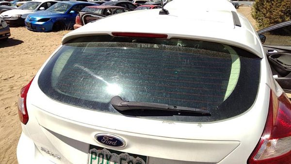 2012-2014 Ford Focus Ford Focus Back Glass Rear Window Oem Cp9Z5842006A — photo 1