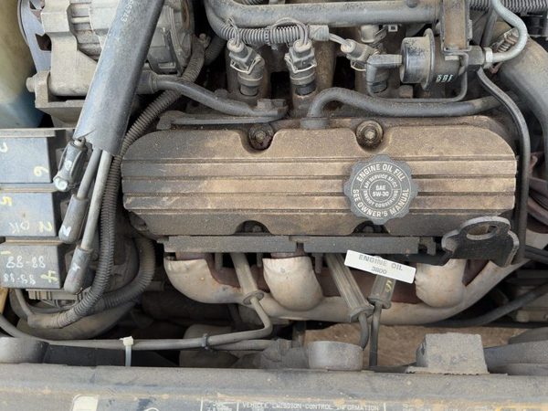 1986-1988 Olds 88 Valve Cover Oem 3.8L — photo 3