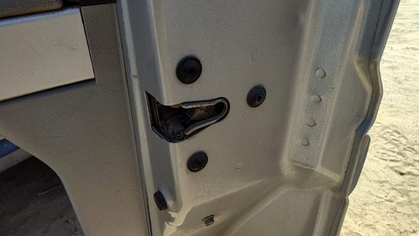 05-09 Chevy Equinox Passenger Right Front Door Latch With Rods/Cables Oem — photo 3
