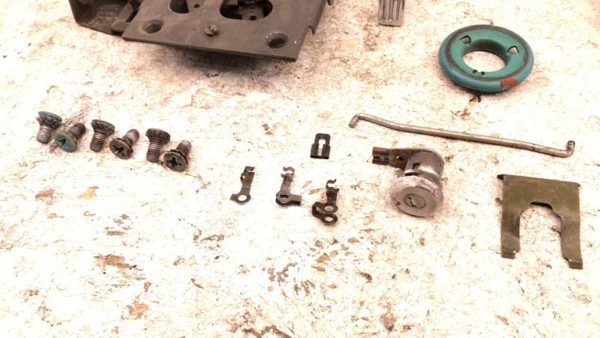 75-95 Van G20 Rear Sliding Door Handle And Front Latch Assembly Oem Hardware — photo 3