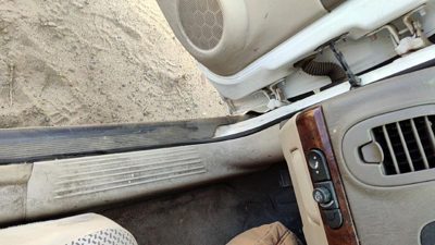 04-07 Chevy New Style Malibu Driver Left Lower Kick Trim Panel Oem Neutral 52E