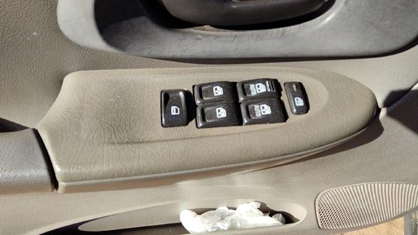 02-04 Chevy Trail Blazer Driver Left Front Power Window Master Control Switch — photo 3