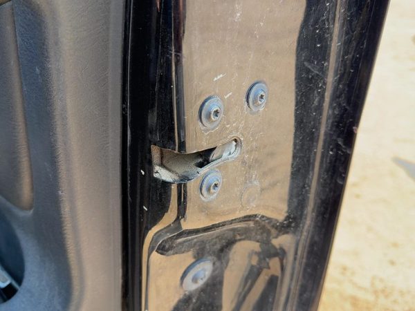 2002-2008 Dodge Ram 1500 Passenger Right Front Door Latch With Rods/Cables Oem — photo 2