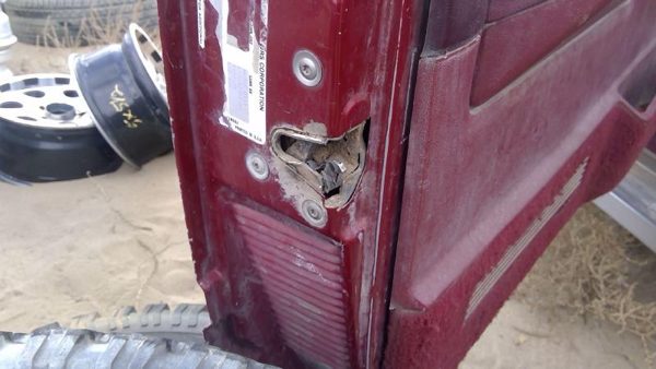 1988-1991 Gmc Sierra 2500 Driver Left Front Door Latch With Rods/Cables Oem — photo 2