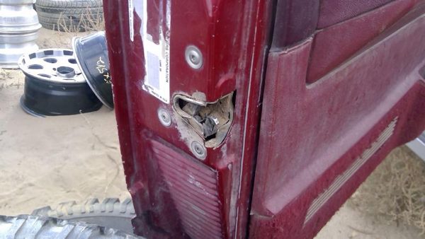 1988-1991 Gmc Sierra 2500 Driver Left Front Door Latch With Rods/Cables Oem — photo 6