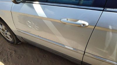 2007 Chrysler Pacifica Front Door LH Silver PS2