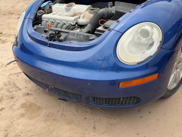 06-10 Beetle Convertible Front Bumper Cover Assembly Oem Without Fog Lamps Blue — photo 8
