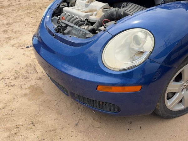 06-10 Beetle Convertible Front Bumper Cover Assembly Oem Without Fog Lamps Blue — photo 9