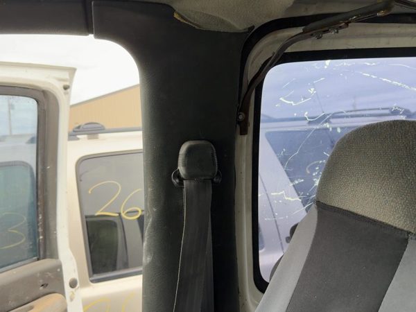 1996-2002 Chevy Express Van 2500 Passenger Right Upper B-Pillar Trim Black — photo 1