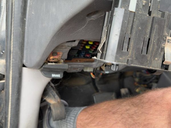 97-02 Expedition Lower Dash Under Column Knee Bolster Trim Panel Oem Gray 12 — photo 4