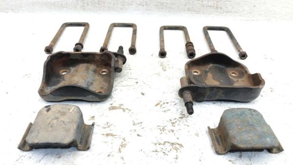 1995-1997 Nissan Hardbody Rear U Bolts Shock Mount Spring Plate Set Oem 4X4 — photo 3