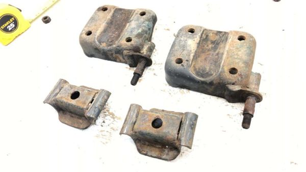 1995-1997 Nissan Hardbody Rear U Bolts Shock Mount Spring Plate Set Oem 4X4 — photo 9