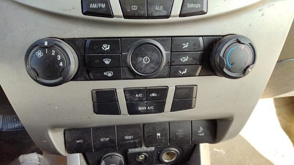 2008-2011 Ford Focus Temperature Control Module In Dash Heater Ac Head Unit Oem — photo 1