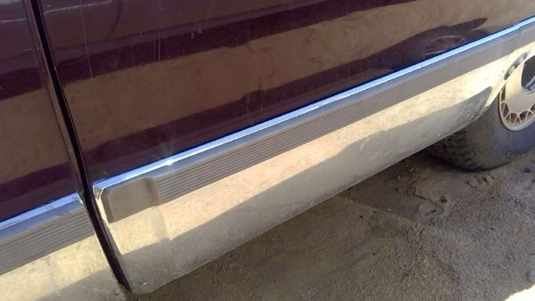93 Cadillac Fleetwood Driver Left Rear Moulding From Door Back Trim Lower Chrome — photo 4