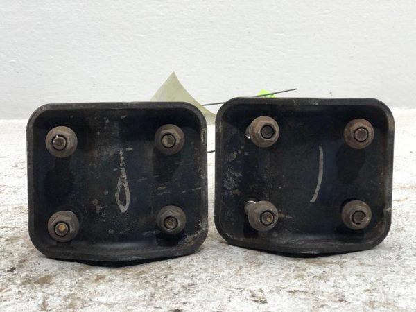 04-07 Nissan Titan Set Of Ubolts With Plates Only For Eom Rear End 4X4 Hardware — photo 6