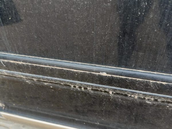 97-02 Ford Expedition Driver Left Rear Upper Moulding From Door Oem Back Black — photo 3