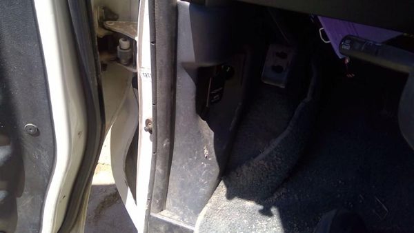 92-96 Ford Van E150 Driver Left Lower Kick Trim Panel Oem Gray — photo 4