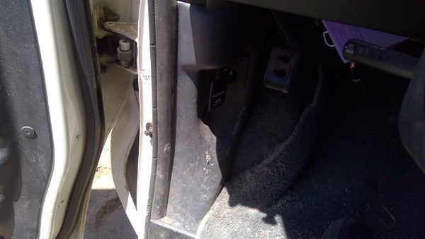 92-96 Ford Van E150 Driver Left Lower Kick Trim Panel Oem Gray — photo 5