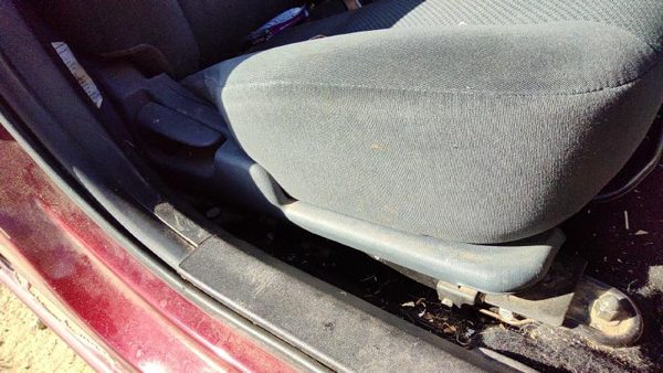 2004-2006 Mitsubishi Galant Passenger Right Side Seat Trim Panel Oem Gray — photo 3