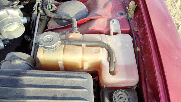2006-2010 Dodge Charger Coolant Reservoir Radiator Overflow Tank Bottle Oem — photo 1
