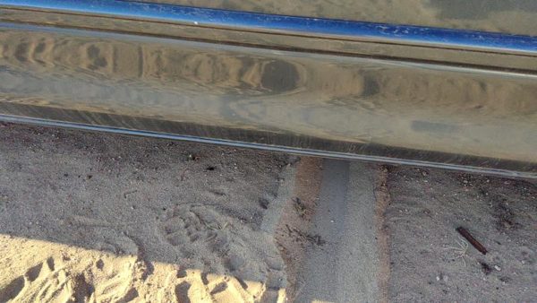 00-04 Intrepid Passenger Right Front Lower Rocker Panel Moulding Side Skirt — photo 4