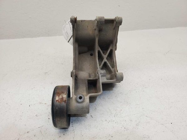 1998 Chevy S10 Blazer Mount Bracket Set For Ac Compressor Oem 4.3L — photo 2