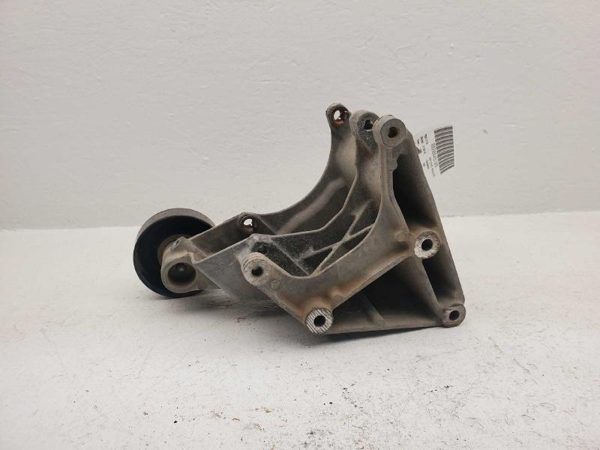 1998 Chevy S10 Blazer Mount Bracket Set For Ac Compressor Oem 4.3L — photo 3