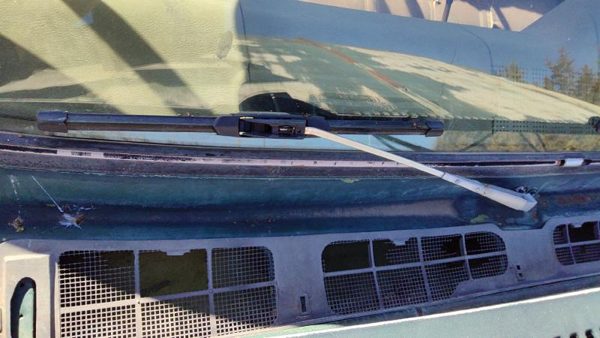1973-1984 Silverado C10 Passenger Right Windshield Wiper Arm Oem Blade Lever — photo 2