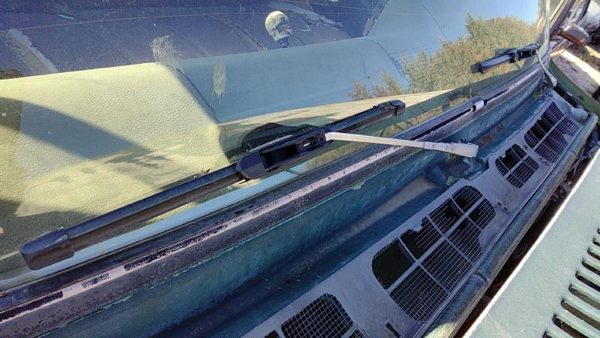 1973-1984 Silverado C10 Passenger Right Windshield Wiper Arm Oem Blade Lever — photo 3