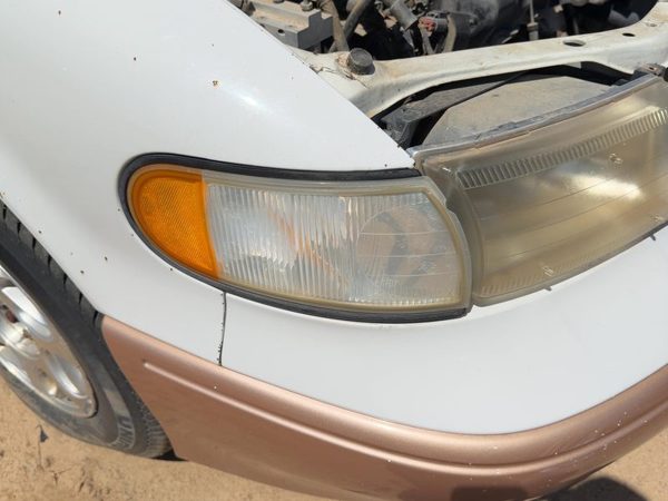 96-98 Villager Passenger Right Front Turn Signal Light Lamp Oem Fender Mounted — photo 1