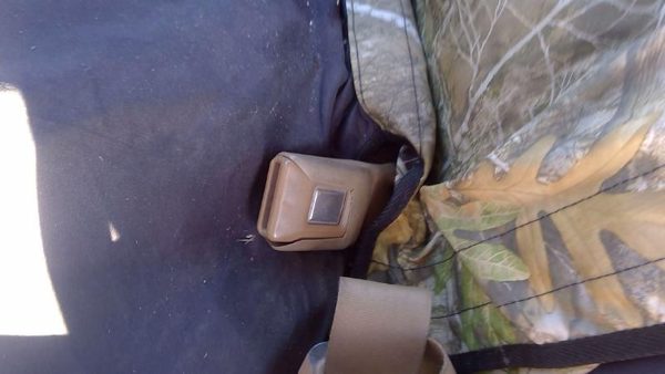 1986 Isuzu Pup Pickup Driver Left Front Seat Belt Buckle Receiver Oem Brown — photo 5