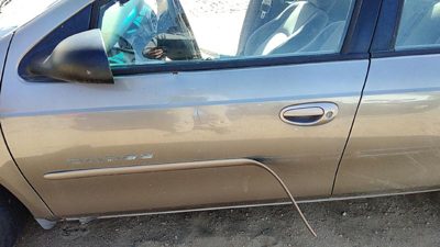 2001 Dodge Neon Front Door LH Gold Plb