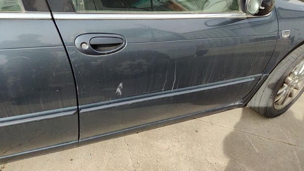 2002 Chrysler 300M Front Door RH Blue Pbq — photo 3