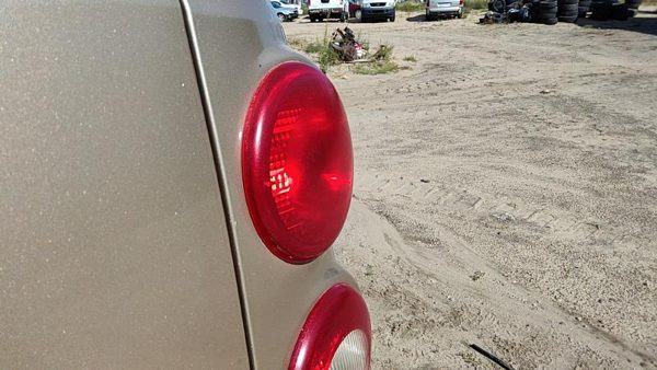 2006 Chevrolet HHR Tail Light Assembly RH Chevy — photo 3