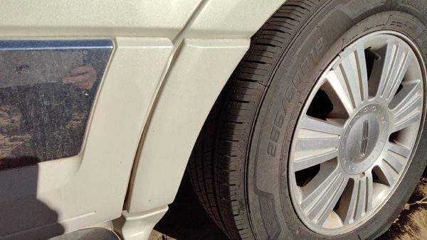07-17 Navigator Driver Left Rear Moulding On Quarter Panel Pv White Chocolate — photo 2