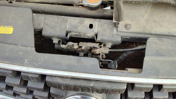 2007-2012 Nissan Sentra Hood Latch Assembly With Bracket Oem 62500Et000 — photo 4