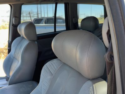 02 Grand Cherokee Pair Of Front Headrests Left Right Seat Leather Quartz Gray