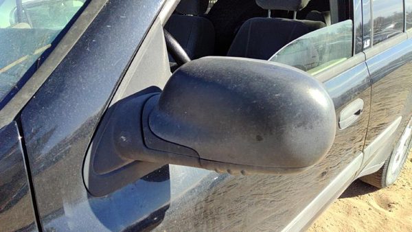 2002-2009 Chevy Trail Blazer Driver Left Power Side Mirror Door Mounted Black — photo 1