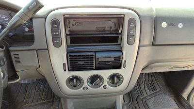 2004-2005 Ford Explorer Trim Bezel Around Radio Surround Dash Panel Oem Gray Tt