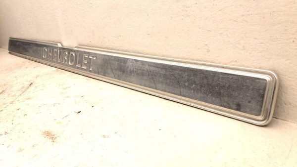 1973-1980 Chevy C10 K10 Tailgate Finish Panel Tail Gate Trim Chrome Oem 00345806 — photo 4