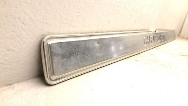 1973-1980 Chevy C10 K10 Tailgate Finish Panel Tail Gate Trim Chrome Oem 00345806 — photo 5