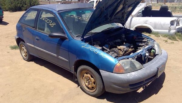 2001 Suzuki Swift — vehicle photo 1
