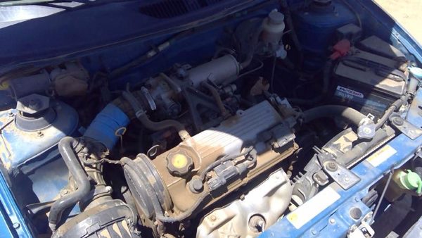 2001 Suzuki Swift — vehicle photo 2