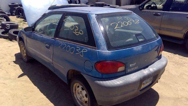 2001 Suzuki Swift — vehicle photo 6