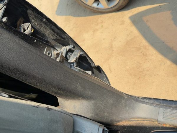02-05 Dodge Ram 1500 Quad Cab Driver Left Lower B-Pillar Trim Dark Gray — photo 3